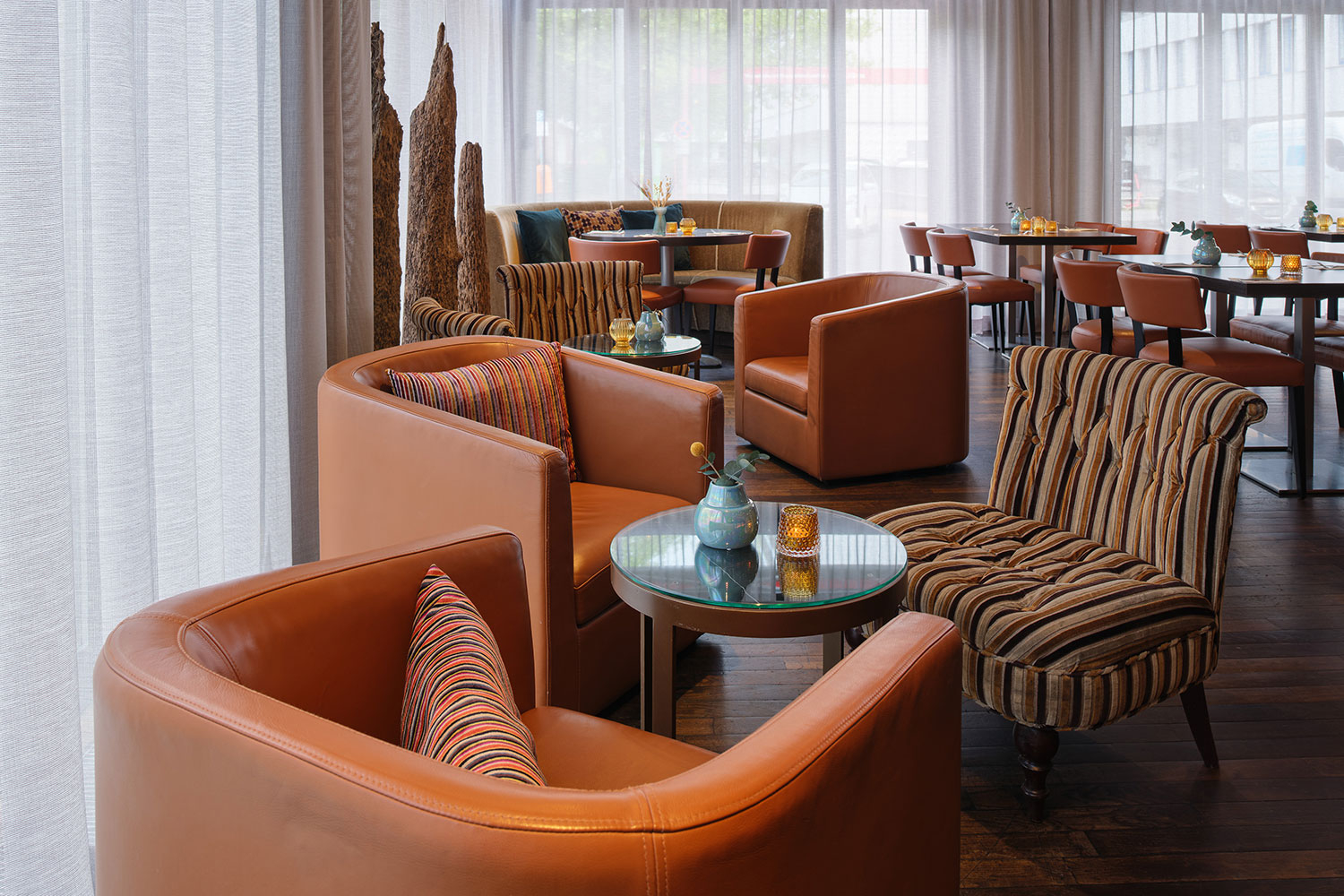 adina hotel_berlin checkpoint charlie alto bar2_05 2022