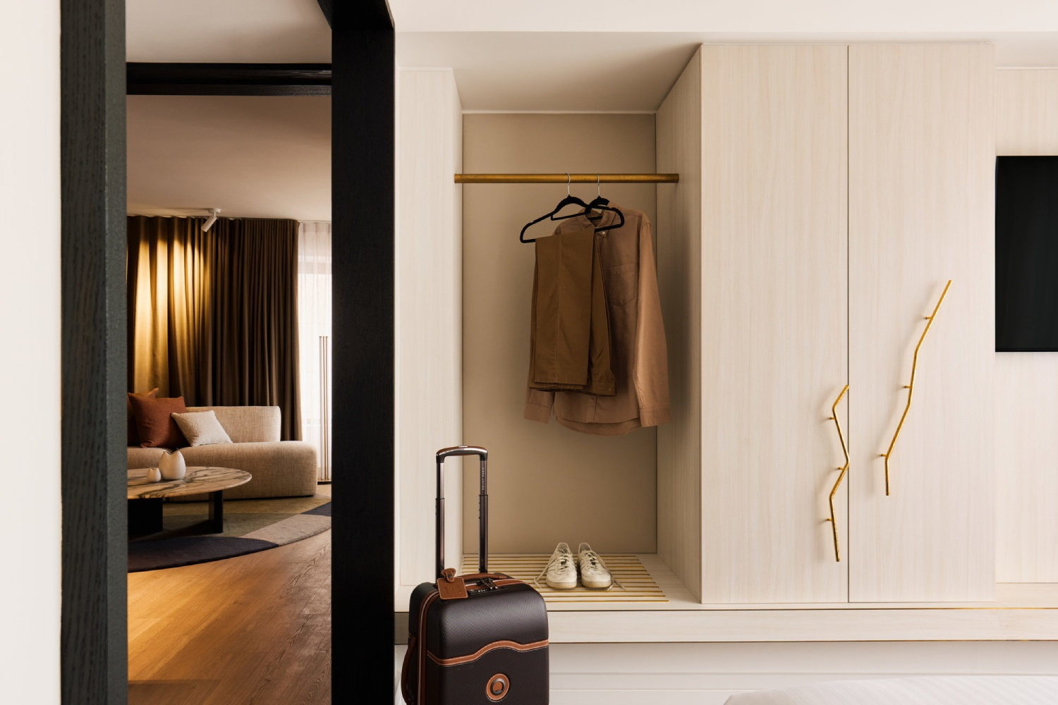 adina town hall lobby talent 03 2025