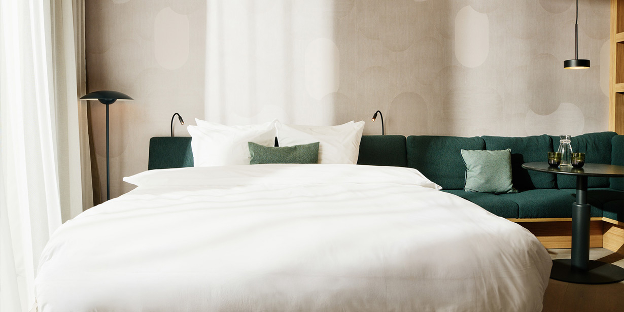 a by adina vienna studio queen 1230 615 2