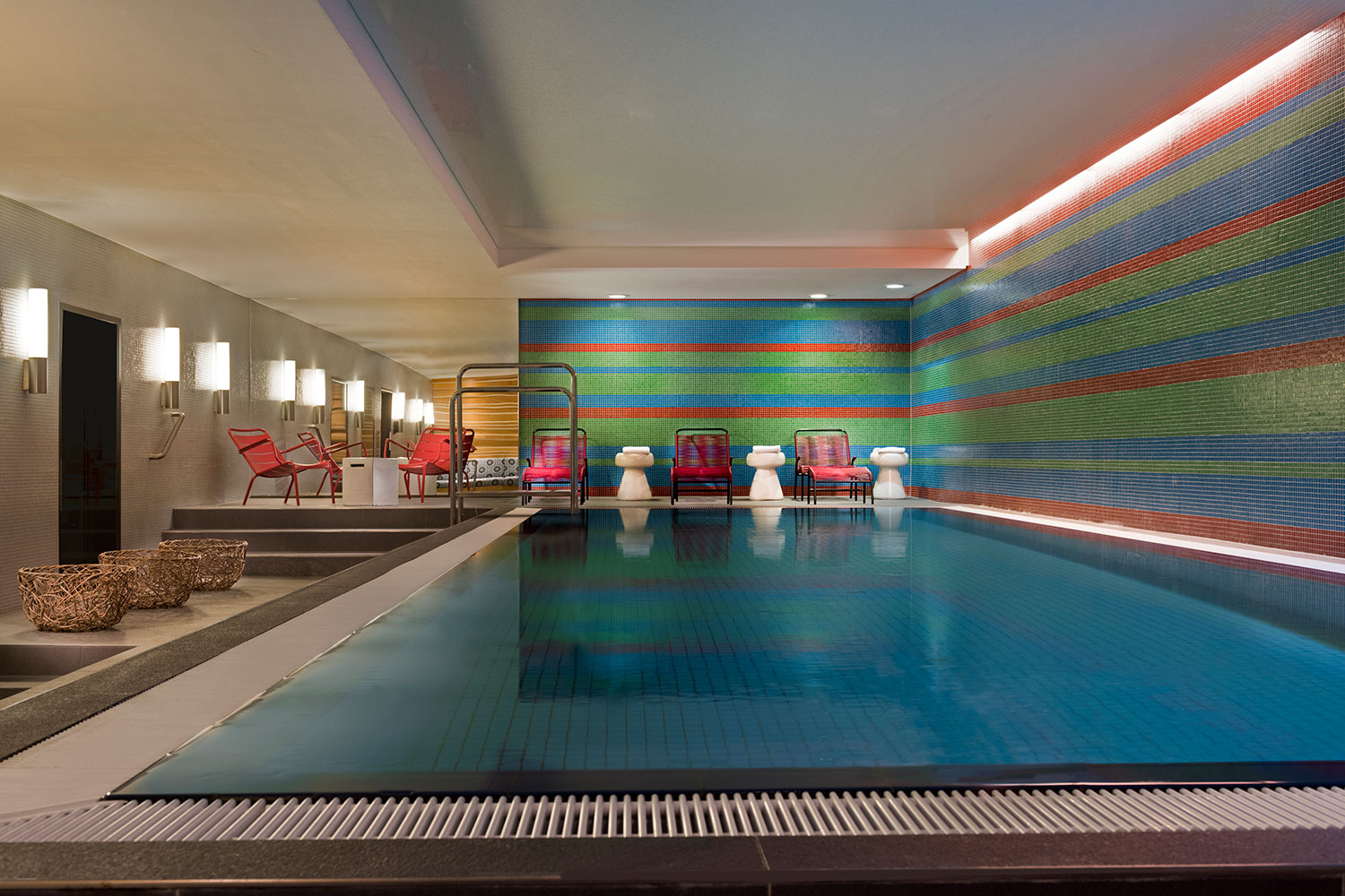 adina apartment hotel berlin mitte pool 2