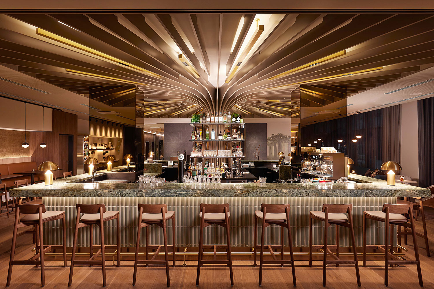 adina hotel dusseldorf_bar_07 2022