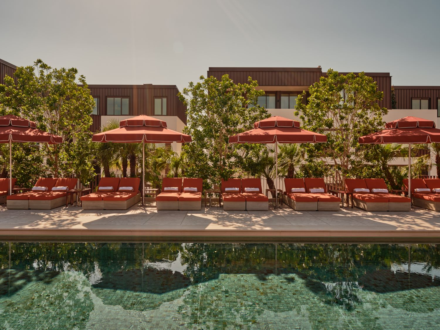 georgroske_the eve hotel pool 4