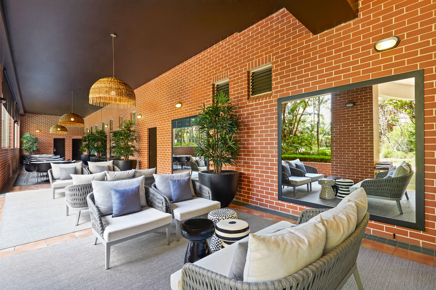 adina apartment hotel surry hills outdoor area 02 2017